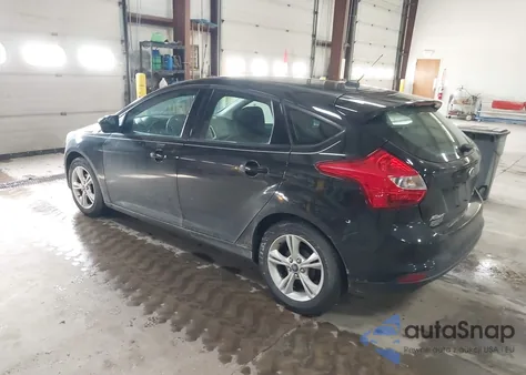 2014 Ford Focus Se z USA, uszkodzony, nr VIN 1FADP3K2XEL105489
